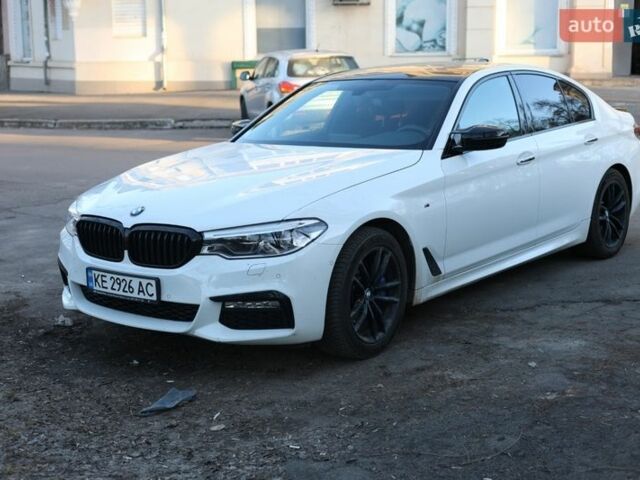 Белый БМВ 5 Серия, объемом двигателя 2 л и пробегом 125 тыс. км за 28000 $, фото 1 на Automoto.ua