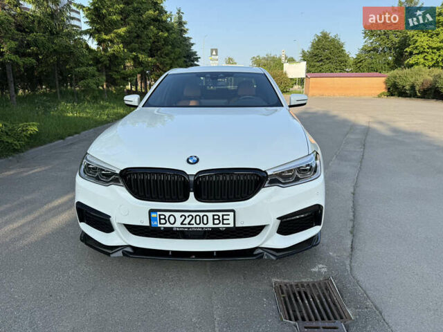 Белый БМВ 5 Серия, объемом двигателя 2.99 л и пробегом 124 тыс. км за 42900 $, фото 1 на Automoto.ua