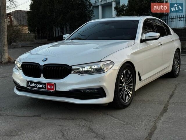 Белый БМВ 5 Серия, объемом двигателя 3 л и пробегом 135 тыс. км за 26490 $, фото 1 на Automoto.ua