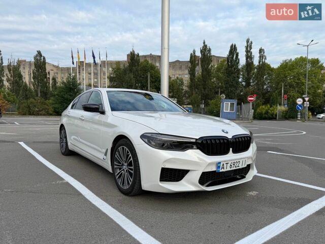 Белый БМВ 5 Серия, объемом двигателя 3 л и пробегом 214 тыс. км за 26900 $, фото 1 на Automoto.ua