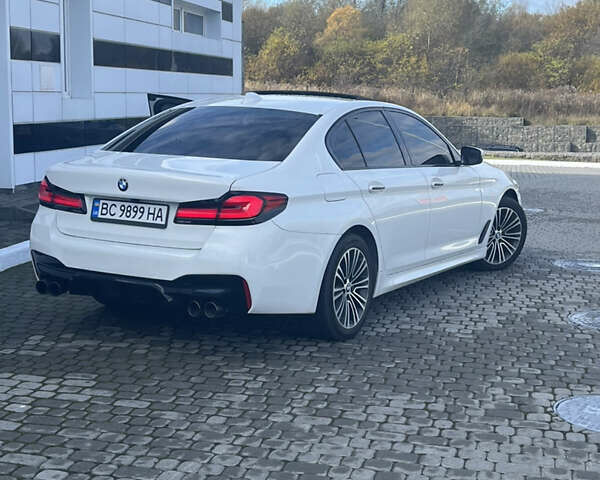 Белый БМВ 5 Серия, объемом двигателя 2 л и пробегом 191 тыс. км за 27900 $, фото 1 на Automoto.ua