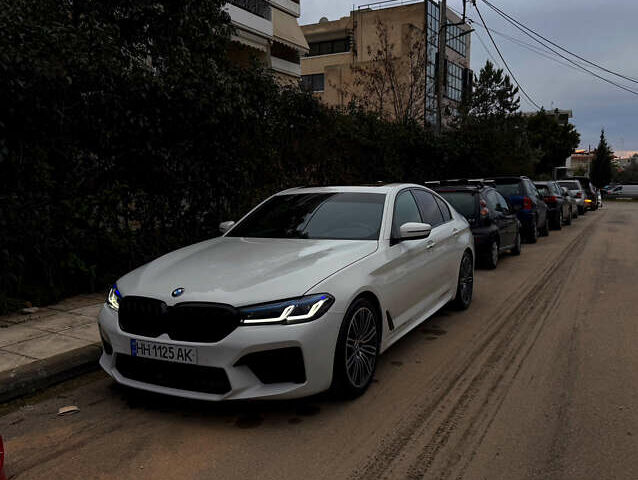 Белый БМВ 5 Серия, объемом двигателя 3 л и пробегом 133 тыс. км за 34500 $, фото 1 на Automoto.ua