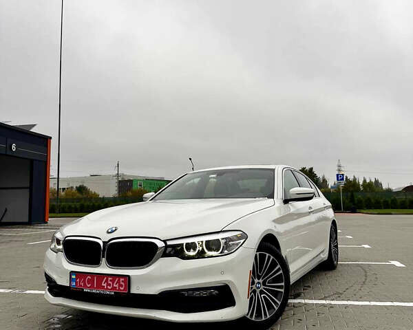 Белый БМВ 5 Серия, объемом двигателя 2 л и пробегом 157 тыс. км за 22700 $, фото 1 на Automoto.ua