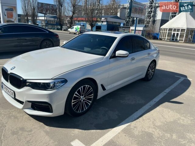 Білий БМВ 5 Серія, об'ємом двигуна 2 л та пробігом 89 тис. км за 27500 $, фото 1 на Automoto.ua