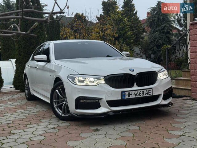 Білий БМВ 5 Серія, об'ємом двигуна 2 л та пробігом 123 тис. км за 31900 $, фото 1 на Automoto.ua