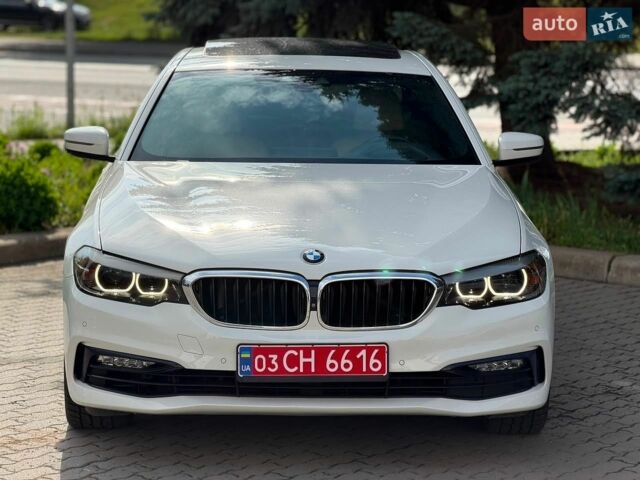 Белый БМВ 5 Серия, объемом двигателя 2 л и пробегом 153 тыс. км за 21600 $, фото 1 на Automoto.ua