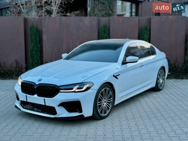 Белый БМВ 5 Серия, объемом двигателя 3 л и пробегом 75 тыс. км за 38700 $, фото 1 на Automoto.ua