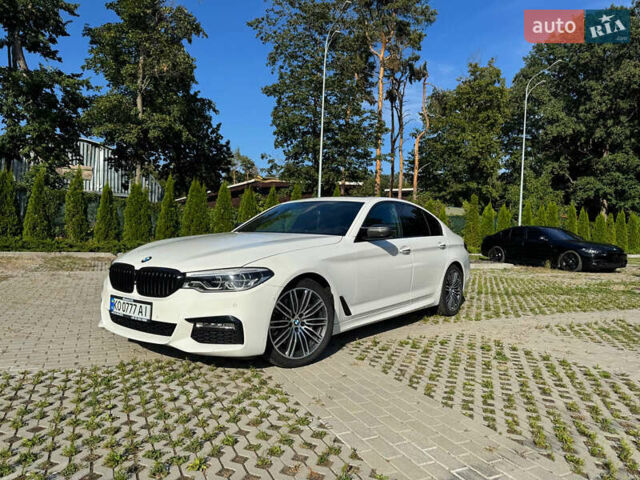 Белый БМВ 5 Серия, объемом двигателя 3 л и пробегом 128 тыс. км за 38000 $, фото 1 на Automoto.ua