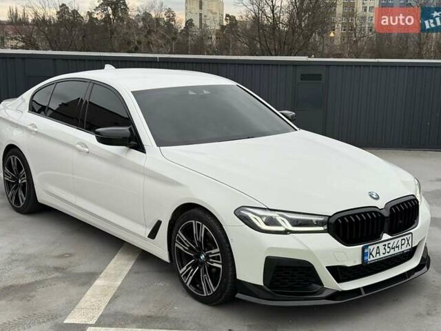 Белый БМВ 5 Серия, объемом двигателя 2 л и пробегом 229 тыс. км за 30000 $, фото 1 на Automoto.ua