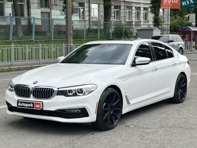 Білий БМВ 5 Серія, об'ємом двигуна 2 л та пробігом 119 тис. км за 24890 $, фото 1 на Automoto.ua