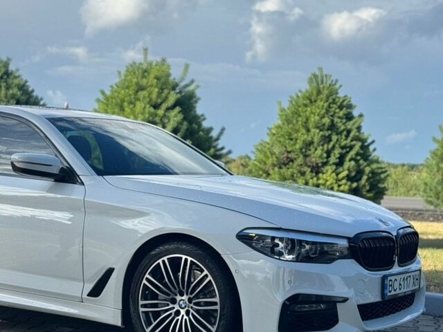 Білий БМВ 5 Серія, об'ємом двигуна 2 л та пробігом 129 тис. км за 26500 $, фото 1 на Automoto.ua