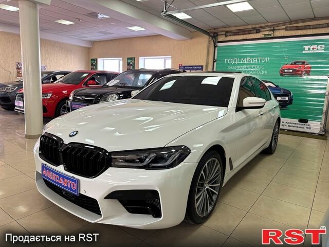 Белый БМВ 5 Серия, объемом двигателя 2 л и пробегом 163 тыс. км за 24900 $, фото 1 на Automoto.ua