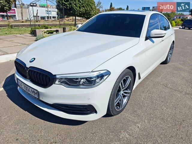 Белый БМВ 5 Серия, объемом двигателя 2 л и пробегом 147 тыс. км за 26900 $, фото 1 на Automoto.ua
