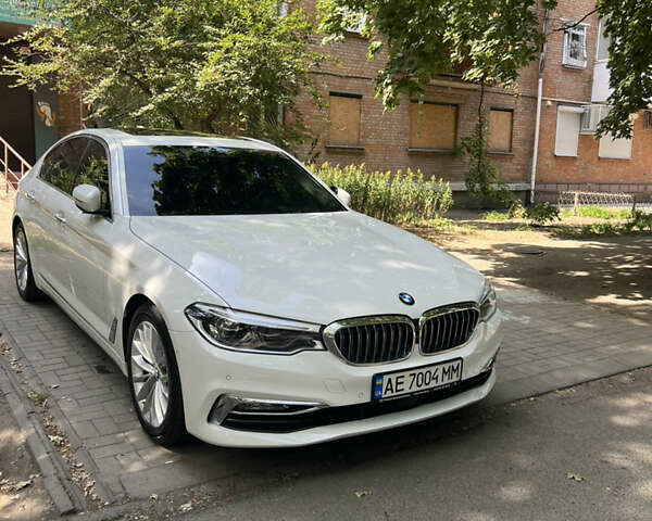 Белый БМВ 5 Серия, объемом двигателя 2 л и пробегом 136 тыс. км за 34500 $, фото 1 на Automoto.ua