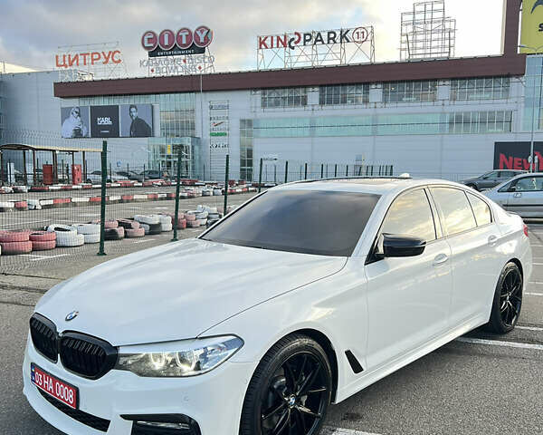 Белый БМВ 5 Серия, объемом двигателя 2 л и пробегом 142 тыс. км за 24900 $, фото 1 на Automoto.ua
