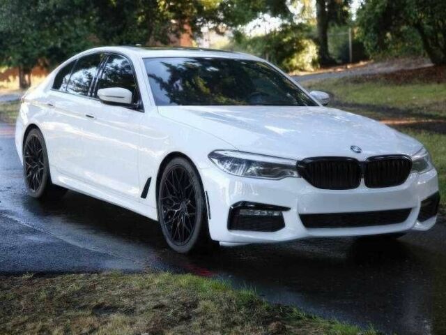 БМВ 5 Серия 2018 в Ровно на Automoto.ua Белый БМВ 5 Серия, объемом двигателя 3 л и пробегом 78 тыс. км за 21000 $, фото 1 на Automoto.ua