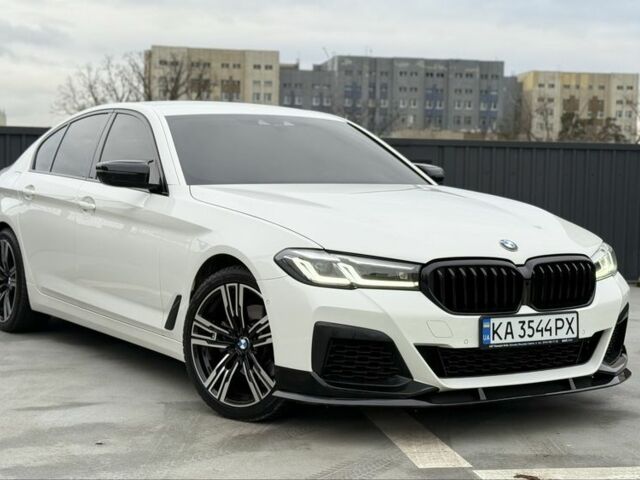 Белый БМВ 5 Серия, объемом двигателя 2 л и пробегом 230 тыс. км за 29499 $, фото 1 на Automoto.ua