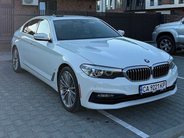 Білий БМВ 5 Серія, об'ємом двигуна 2 л та пробігом 132 тис. км за 26500 $, фото 1 на Automoto.ua