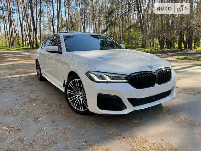 Белый БМВ 5 Серия, объемом двигателя 3 л и пробегом 35 тыс. км за 38000 $, фото 1 на Automoto.ua