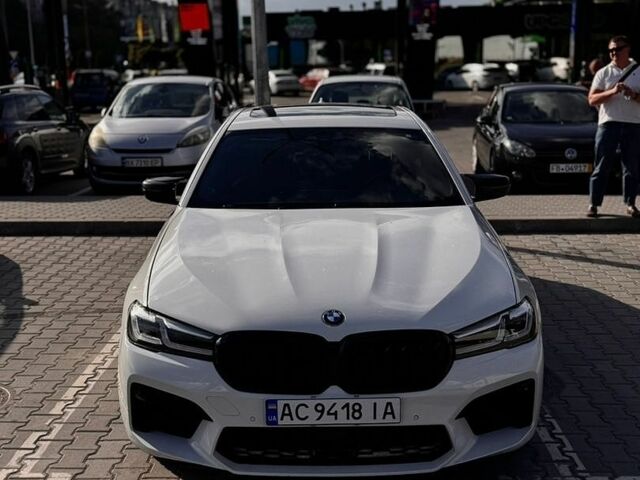 Білий БМВ 5 Серія, об'ємом двигуна 2 л та пробігом 180 тис. км за 24450 $, фото 1 на Automoto.ua