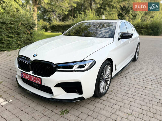 Белый БМВ 5 Серия, объемом двигателя 2 л и пробегом 118 тыс. км за 30900 $, фото 1 на Automoto.ua