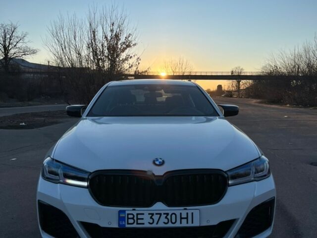 Білий БМВ 5 Серія, об'ємом двигуна 2 л та пробігом 100 тис. км за 34000 $, фото 1 на Automoto.ua