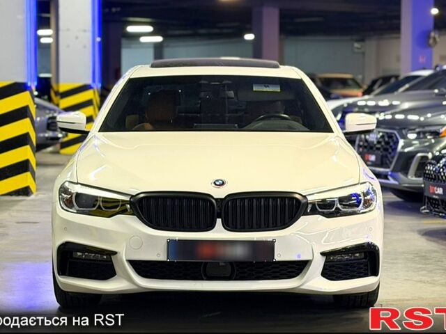 Білий БМВ 5 Серія, об'ємом двигуна 2 л та пробігом 93 тис. км за 26500 $, фото 1 на Automoto.ua