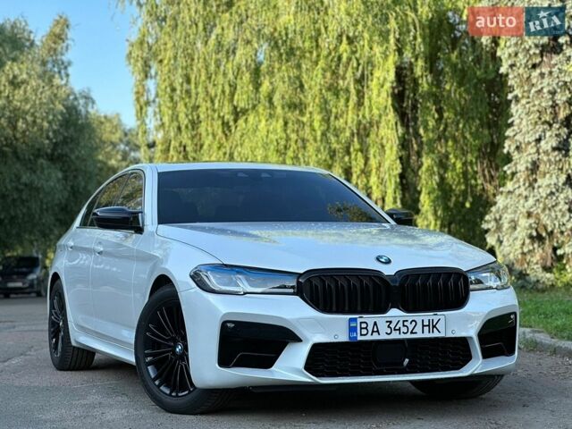 Белый БМВ 5 Серия, объемом двигателя 2 л и пробегом 153 тыс. км за 28600 $, фото 1 на Automoto.ua