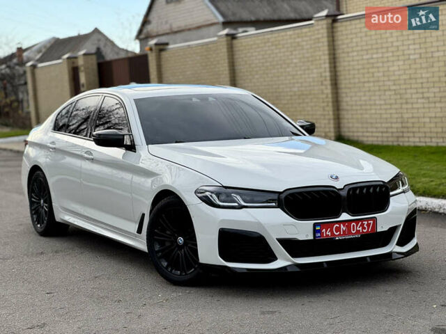 Білий БМВ 5 Серія, об'ємом двигуна 3 л та пробігом 111 тис. км за 39000 $, фото 1 на Automoto.ua