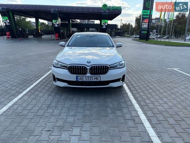 Белый БМВ 5 Серия, объемом двигателя 2 л и пробегом 83 тыс. км за 32500 $, фото 1 на Automoto.ua