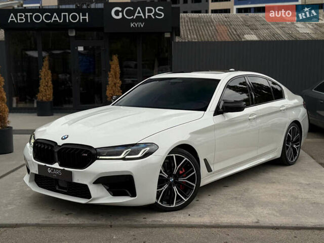 Белый БМВ 5 Серия, объемом двигателя 3 л и пробегом 133 тыс. км за 46000 $, фото 1 на Automoto.ua