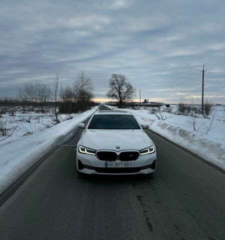 Білий БМВ 5 Серія, об'ємом двигуна 2 л та пробігом 107 тис. км за 38900 $, фото 1 на Automoto.ua