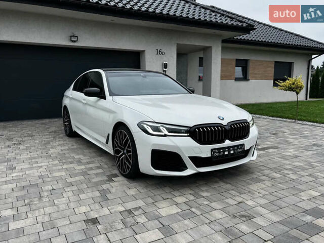 Білий БМВ 5 Серія, об'ємом двигуна 3 л та пробігом 44 тис. км за 11600 $, фото 1 на Automoto.ua
