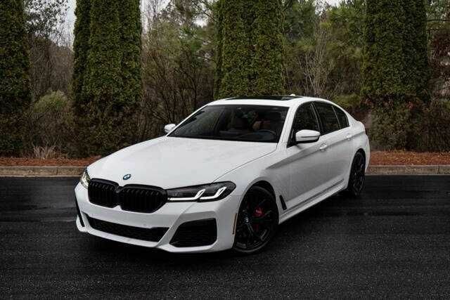 Білий БМВ 5 Серія, об'ємом двигуна 2 л та пробігом 14 тис. км за 18500 $, фото 1 на Automoto.ua