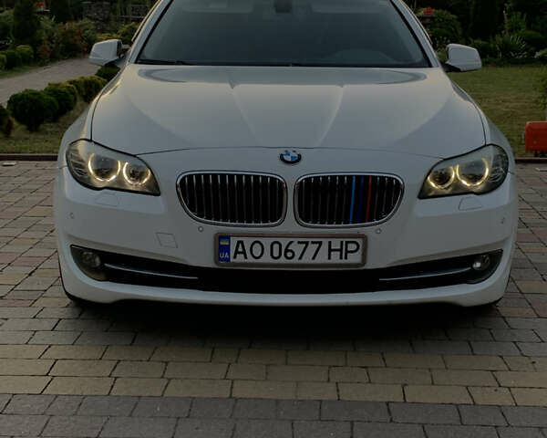 Белый БМВ 5 Серия, объемом двигателя 2 л и пробегом 430 тыс. км за 13000 $, фото 1 на Automoto.ua