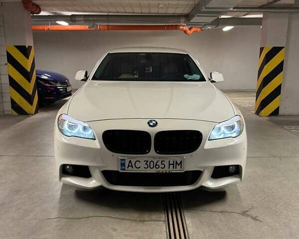 Белый БМВ 5 Серия, объемом двигателя 2 л и пробегом 270 тыс. км за 13000 $, фото 1 на Automoto.ua