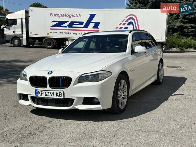 Белый БМВ 5 Серия, объемом двигателя 2.99 л и пробегом 269 тыс. км за 17500 $, фото 1 на Automoto.ua