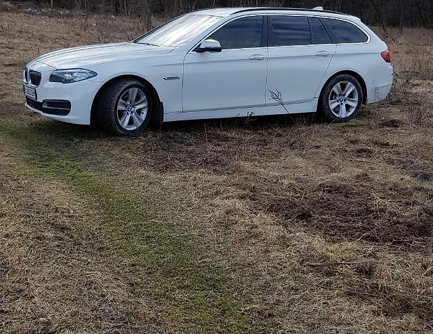 Белый БМВ 5 Серия, объемом двигателя 2 л и пробегом 320 тыс. км за 15500 $, фото 1 на Automoto.ua