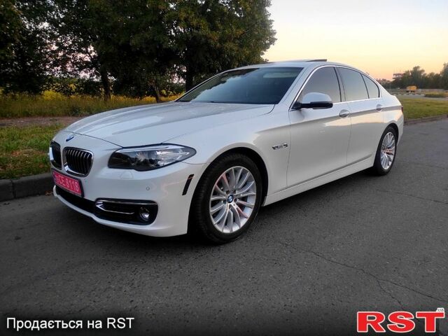 Белый БМВ 5 Серия, объемом двигателя 2 л и пробегом 87 тыс. км за 17400 $, фото 1 на Automoto.ua
