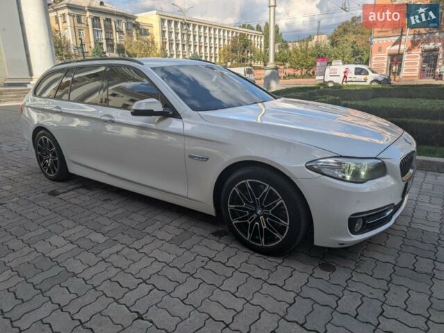 Білий БМВ 5 Серія, об'ємом двигуна 2 л та пробігом 250 тис. км за 16000 $, фото 1 на Automoto.ua