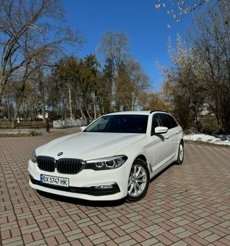 Белый БМВ 5 Серия, объемом двигателя 2 л и пробегом 261 тыс. км за 19800 $, фото 1 на Automoto.ua