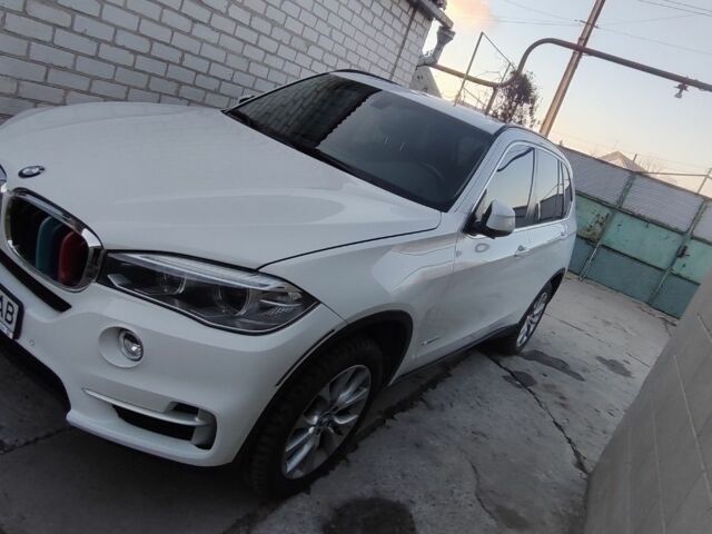 Білий БМВ 5 Серія, об'ємом двигуна 3 л та пробігом 140 тис. км за 24000 $, фото 1 на Automoto.ua