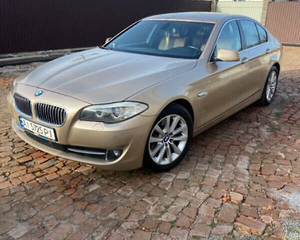 Бежевый БМВ 5 Серия, объемом двигателя 2.98 л и пробегом 275 тыс. км за 20000 $, фото 1 на Automoto.ua