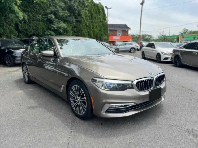 Бежевый БМВ 5 Серия, объемом двигателя 2 л и пробегом 62 тыс. км за 10400 $, фото 1 на Automoto.ua