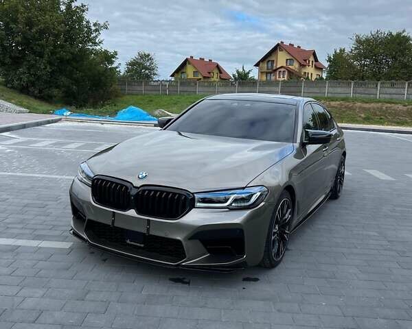 Бежевый БМВ 5 Серия, объемом двигателя 3 л и пробегом 109 тыс. км за 33500 $, фото 1 на Automoto.ua