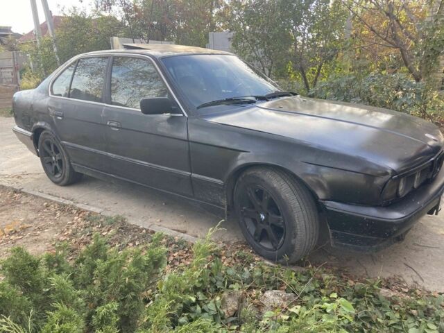 Чорний БМВ 5 Серія, об'ємом двигуна 2.5 л та пробігом 290 тис. км за 999 $, фото 1 на Automoto.ua