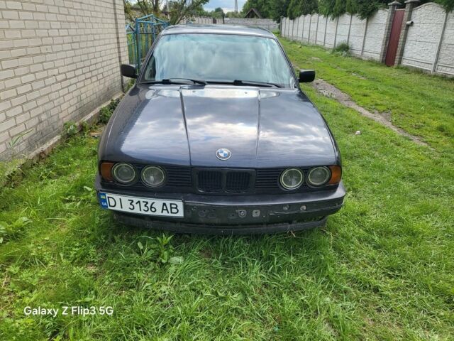 Черный БМВ 5 Серия, объемом двигателя 2 л и пробегом 3 тыс. км за 1200 $, фото 1 на Automoto.ua