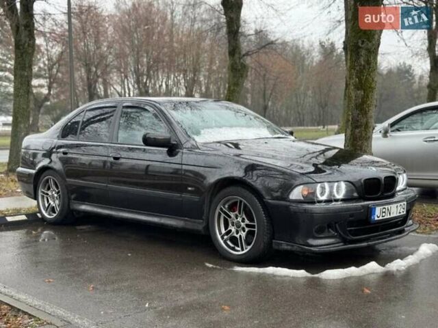 Черный БМВ 5 Серия, объемом двигателя 3 л и пробегом 230 тыс. км за 1250 $, фото 1 на Automoto.ua