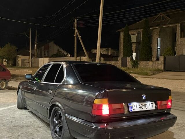Чорний БМВ 5 Серія, об'ємом двигуна 2 л та пробігом 30 тис. км за 1700 $, фото 1 на Automoto.ua