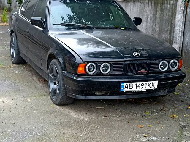 Чорний БМВ 5 Серія, об'ємом двигуна 2 л та пробігом 0 тис. км за 2500 $, фото 1 на Automoto.ua